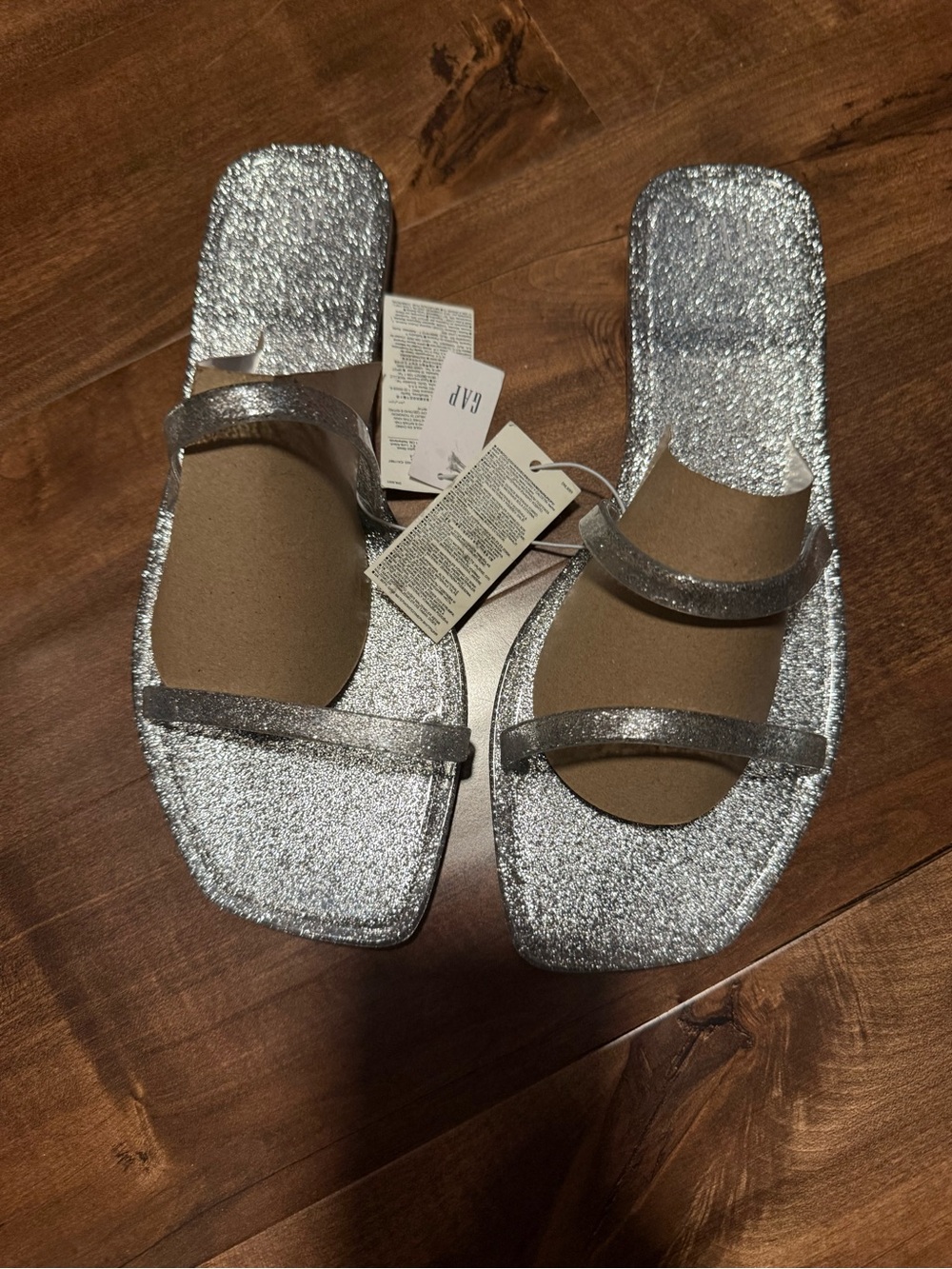 Gap jelly sandals